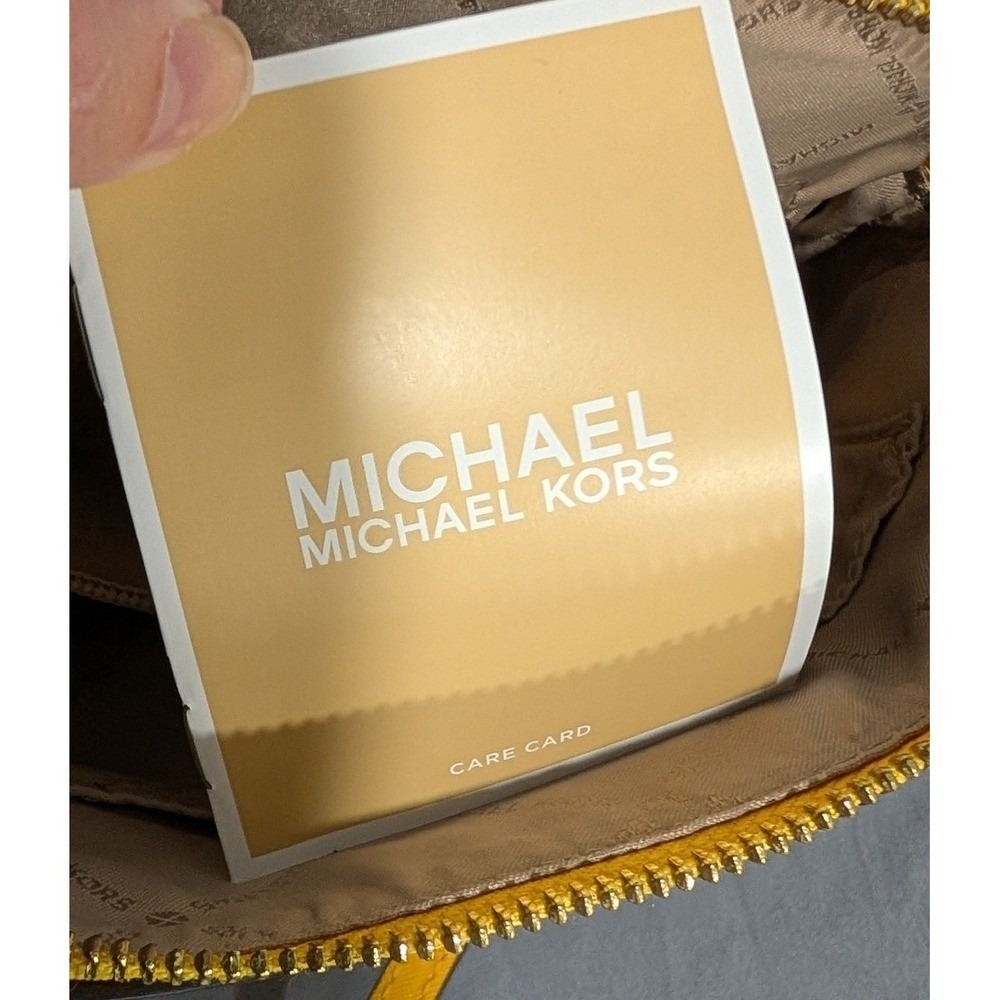 Michael Kors Yellow Leather Dome Crossbody‎ Gold Bag Chain Strap - Picture 11 of 11